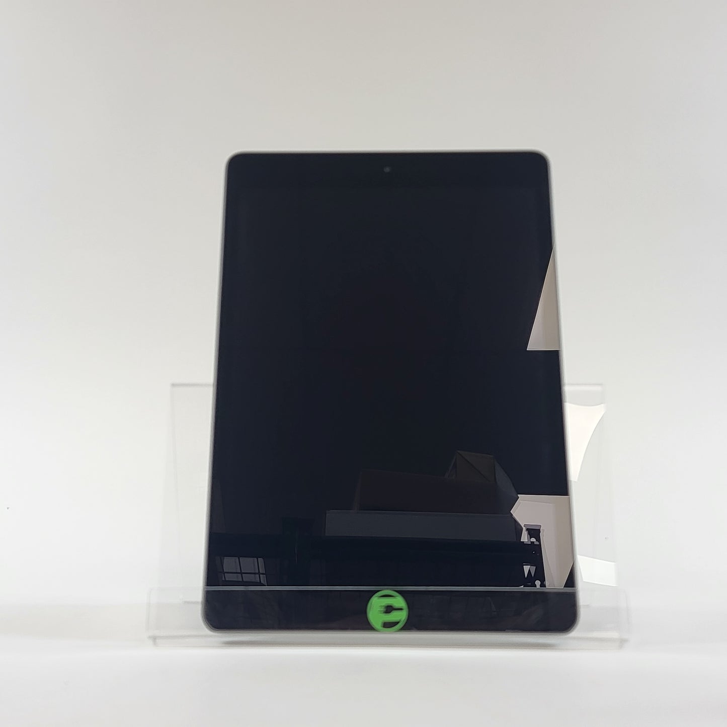 WiFi Only Apple iPad 7th Gen 128GB 15.6.1 Space Gray MW772LL/A
