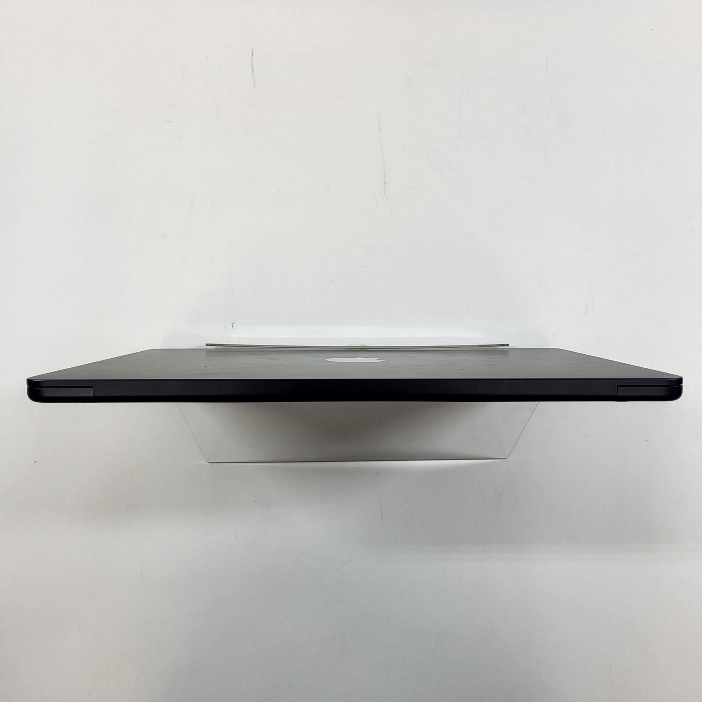 2024 Apple MacBook Air 13.6" M3 8C GPU 4.0GHz 8GB RAM 256GB SSD A3113