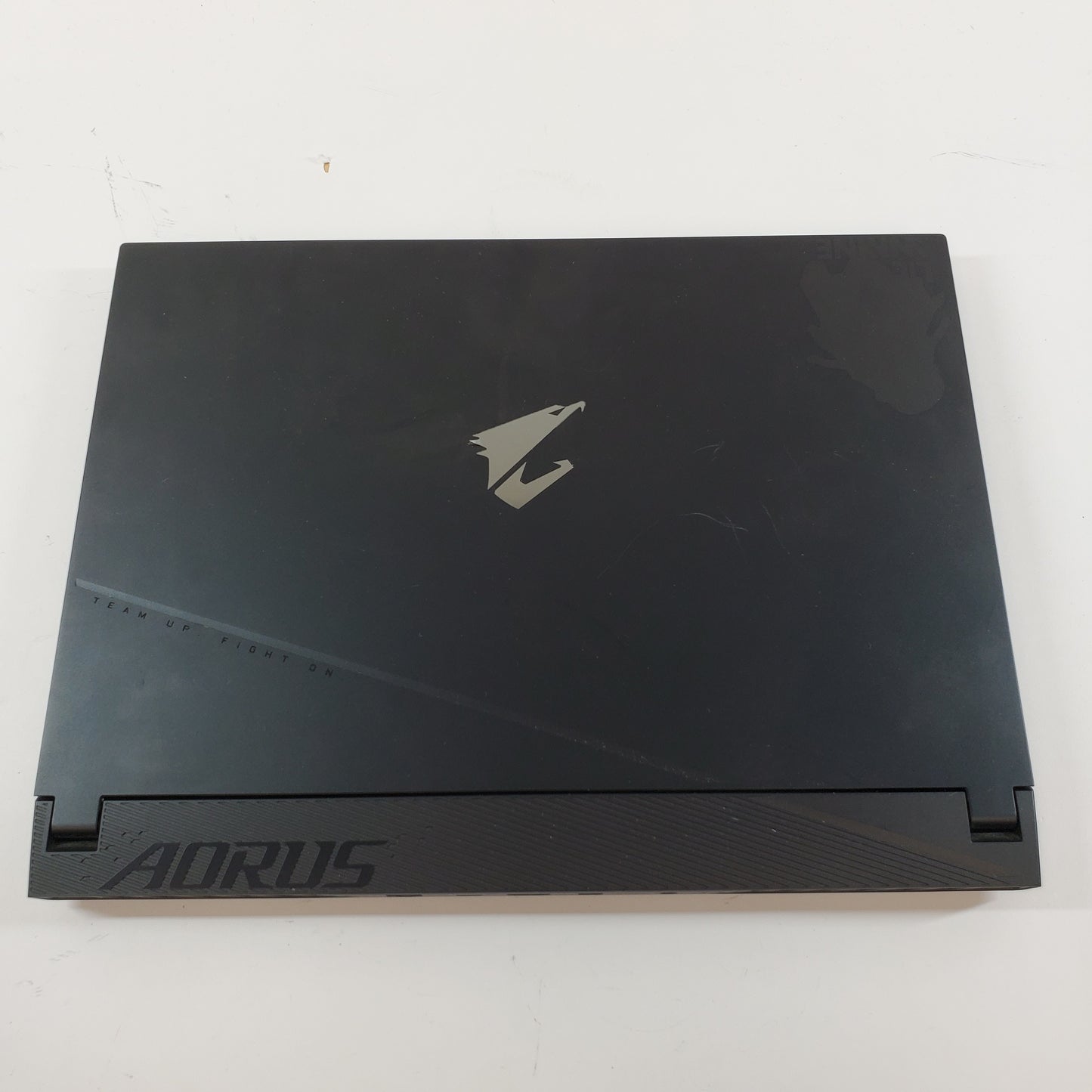 Aorus 15 BMF X5LF 15.6" i5-13500F 2.6GHz 8GB RAM 512GB SSD GeForce RTX 4050