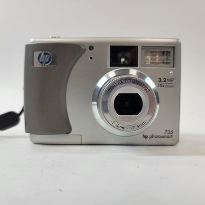 HP Photosmart 735 Q2209A 3.2 MP Compact Digital Camera