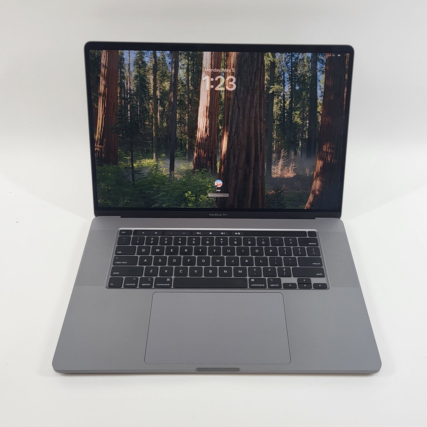 2019 Apple MacBook Pro 16" i7 2.6GHz 16GB RAM 512GB SSD Space Gray A2141