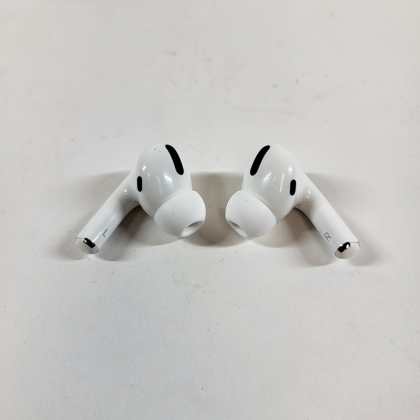 Apple AirPods Pro 1st Gen with Charging Case A2083 A2084 A2190 A2190