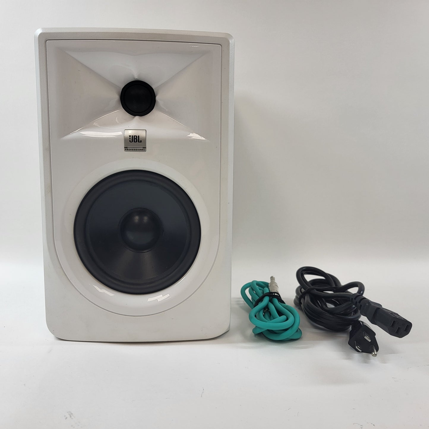 JBL 305P MKII Speaker System White