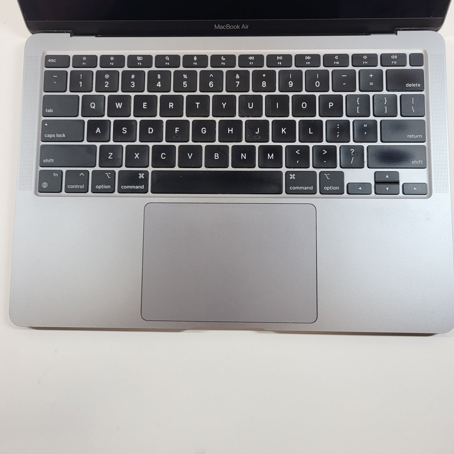 2020 Apple MacBook Air 13.3" M1 7C GPU 3.2GHz 8GB RAM 256GB SSD A2337 READ