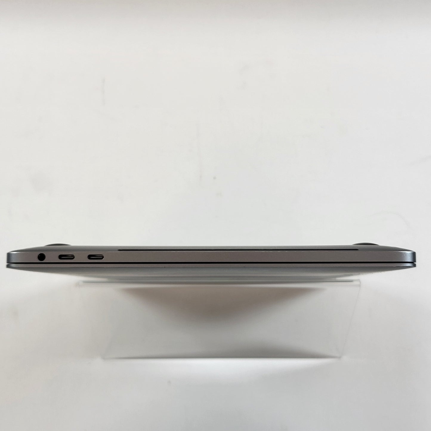 2020 Apple MacBook Pro 13.3" i5 2.0GHz 16GB RAM 512GB SSD Space Gray A2251