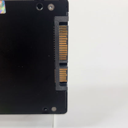 Micron 2.5" 5300 PRO 2TB SATA III 6Gbps SSD MTFDDAK1T9TDS-1AW1ZABYY
