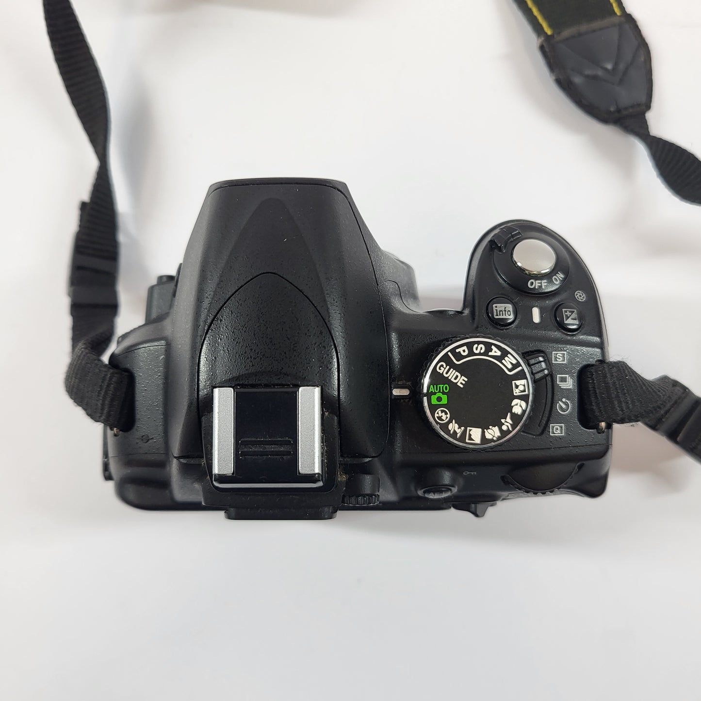 Nikon D3100 14.2MP Digital SLR DSLR Camera 55272 Shutter Count