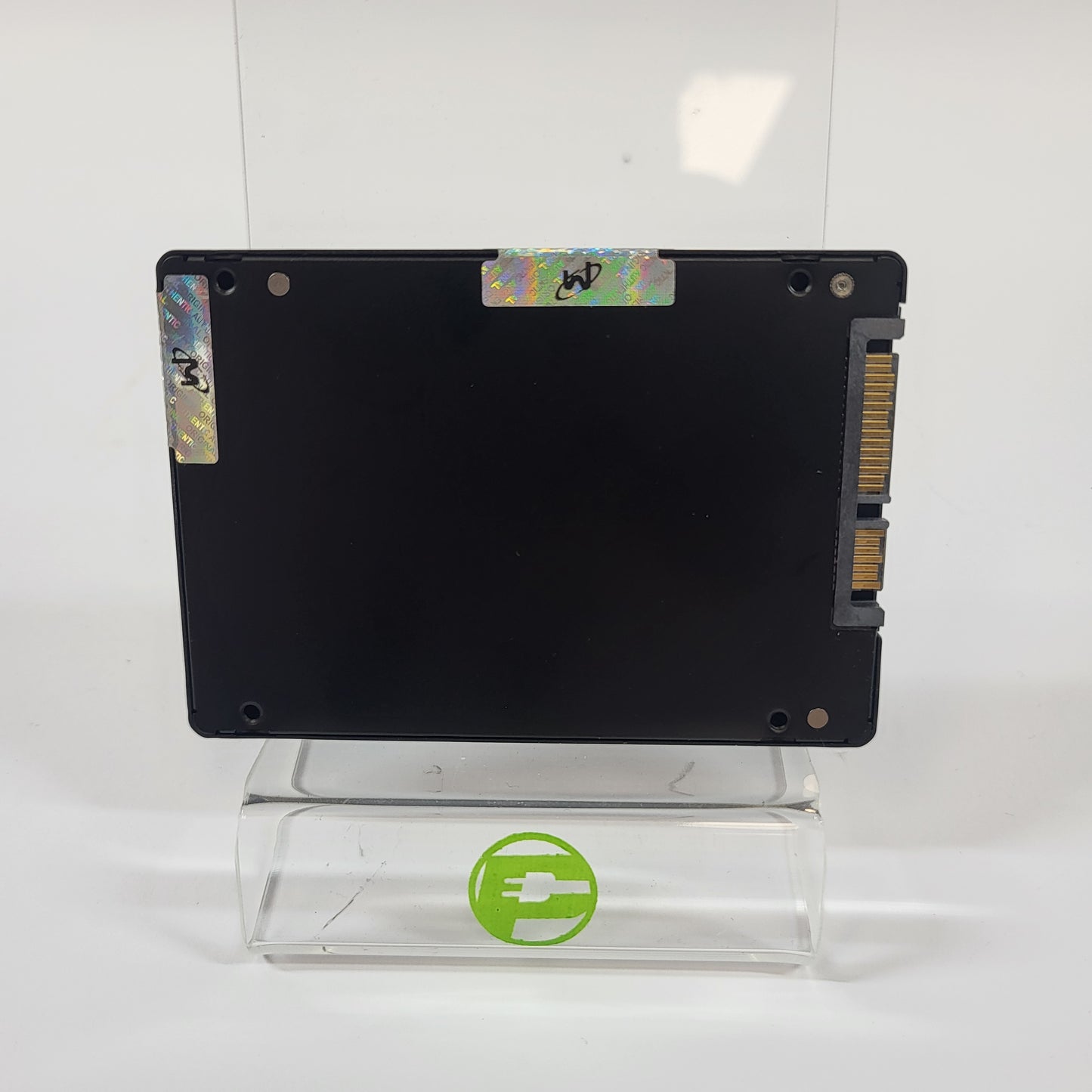 Micron 2.5" 5300 PRO 2TB SATA III 6Gbps SSD MTFDDAK1T9TDS-1AW1ZABYY