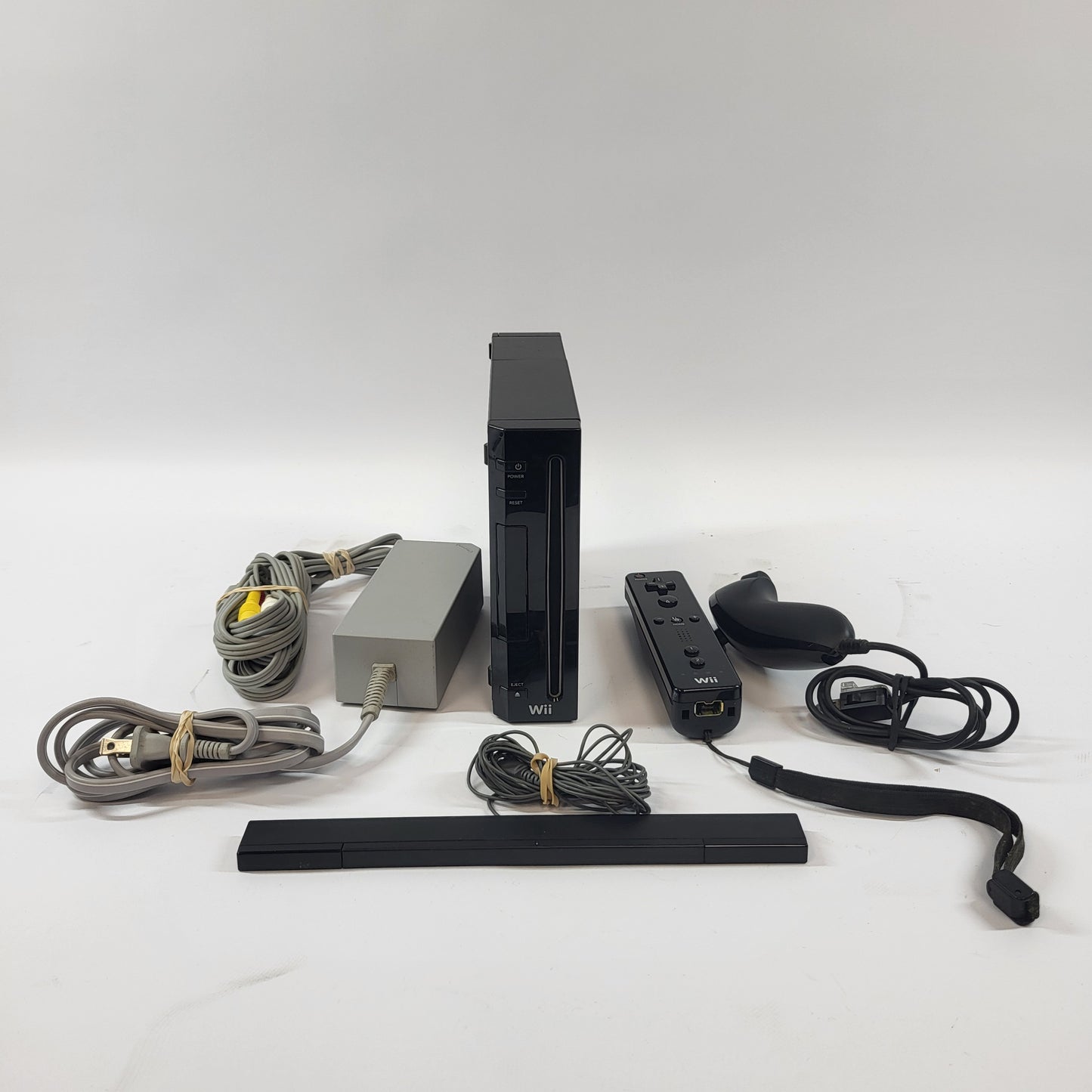 Nintendo Wii Console Gaming System RVL-001 Black