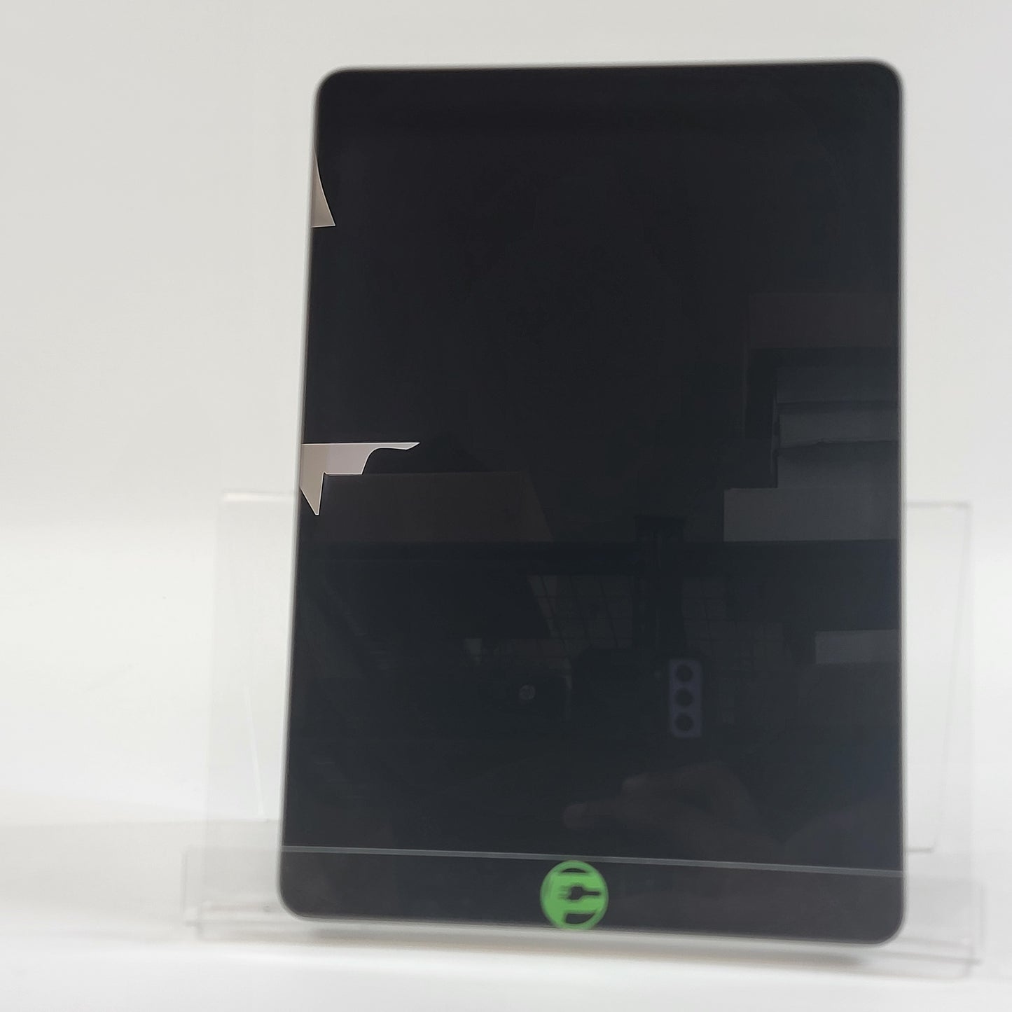 WiFi Only Apple iPad 9th Gen 64GB Space gray MK2K3LL/A