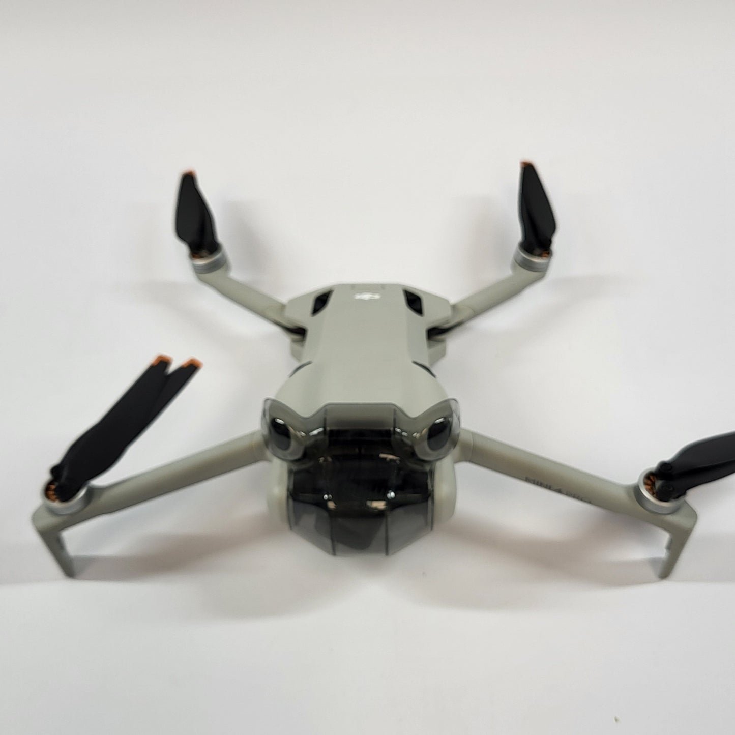 DJI Mini 4 Pro Mini Drone MT4MFVD