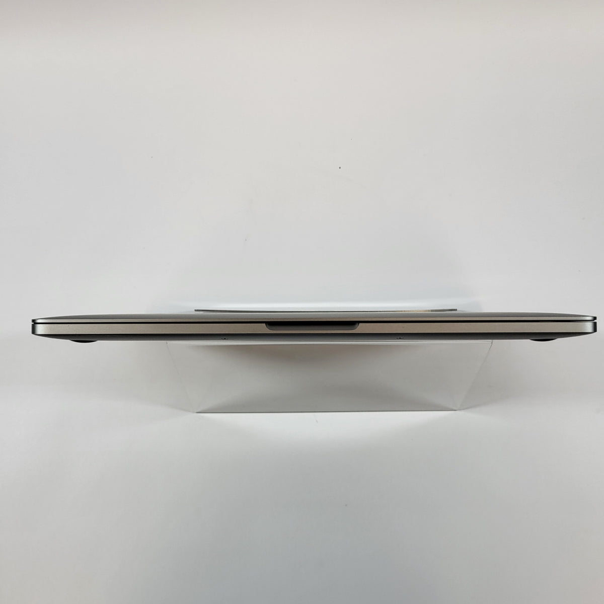 2020 Apple MacBook Pro 13.3" M1 8C GPU 3.2GHz 8GB RAM 256GB SSD MYD82LL/A