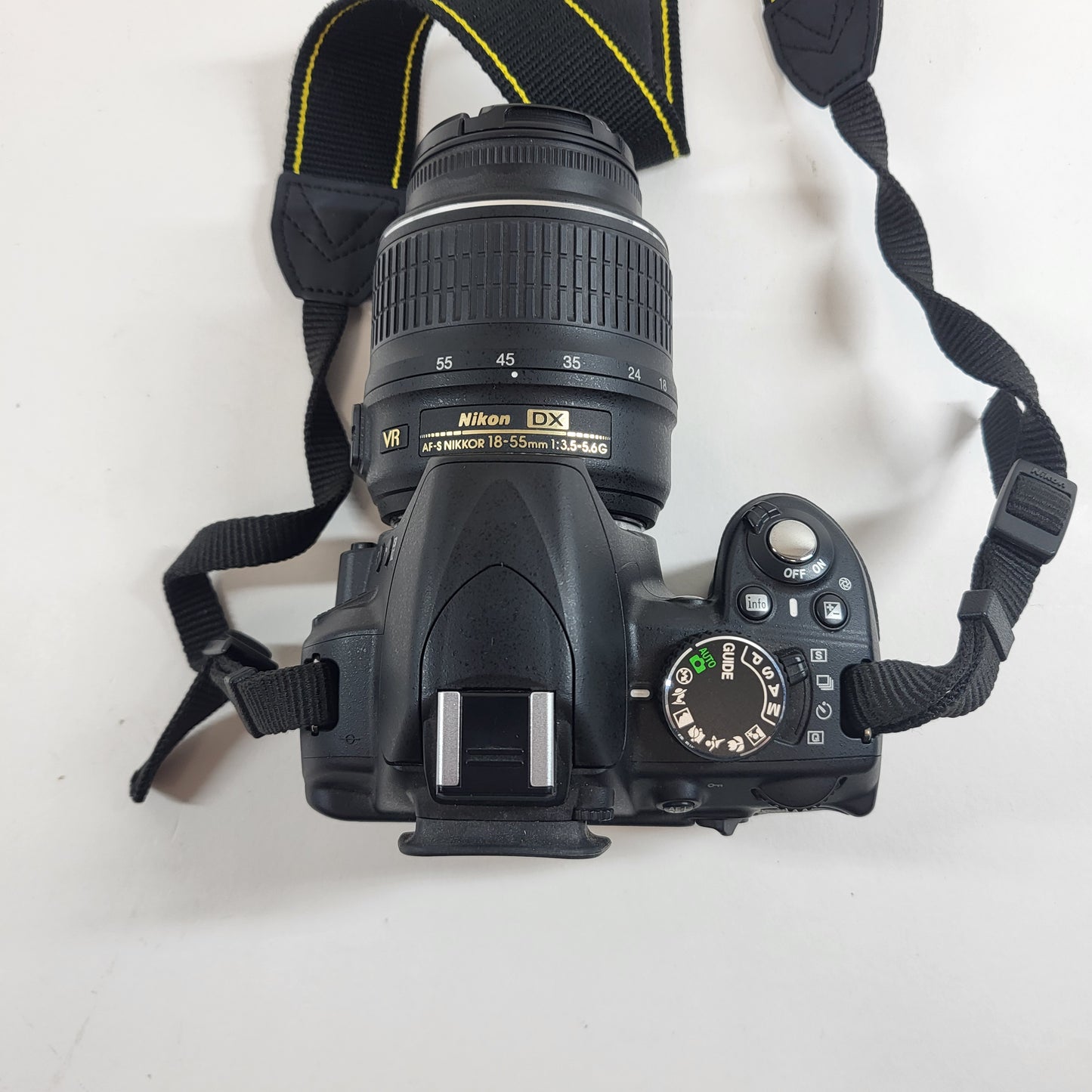 Nikon D3100 14MP SLR 716 Shutter Count