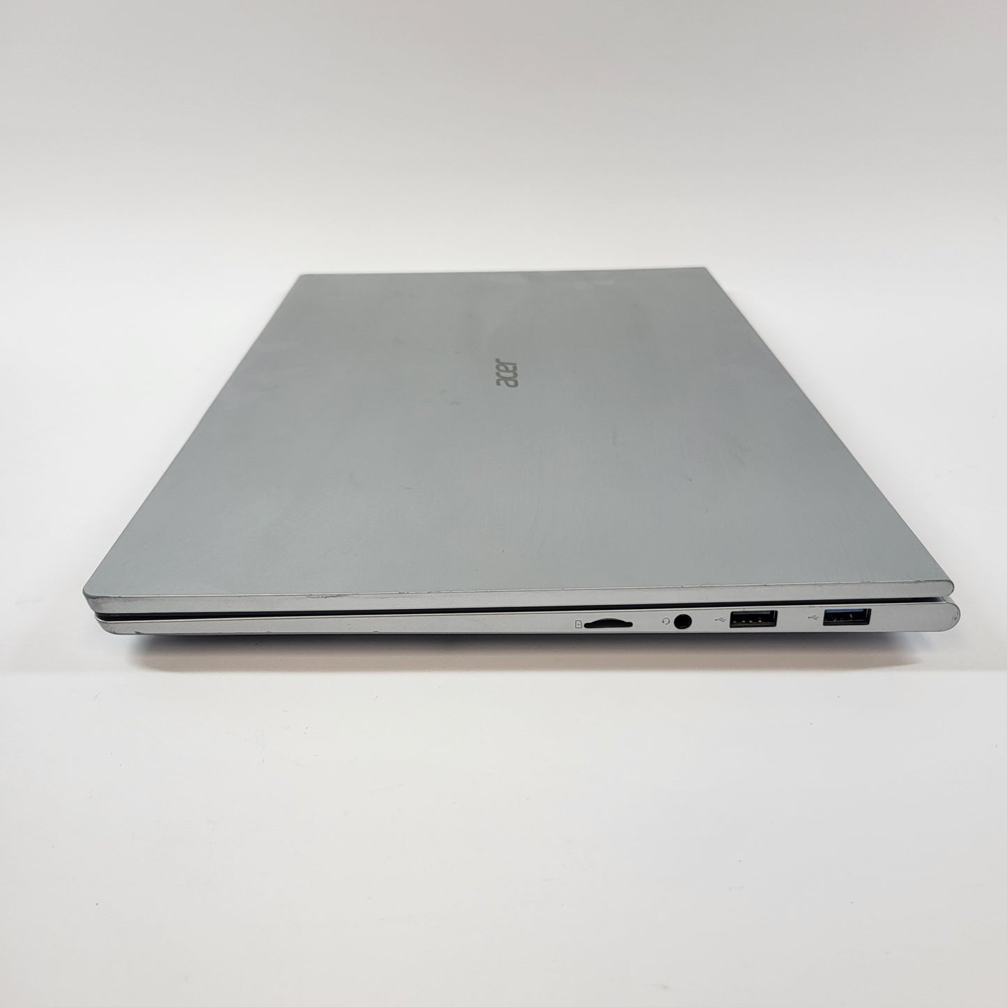 Acer Aspire 3 A325-42 15.6" Ryzen 5 7430U 2.3GHz 8GB RAM 256GB SSD